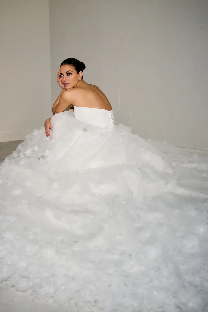3D Floral Ball Gown with Satin Strapless Pointed Neckline Wedding Dresses