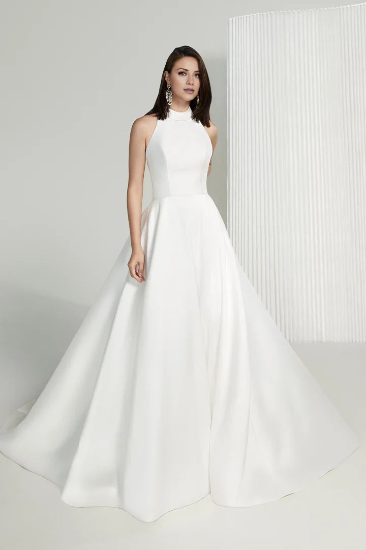 A-Line Gown with Halter Neckline Backless Wedding Dresses