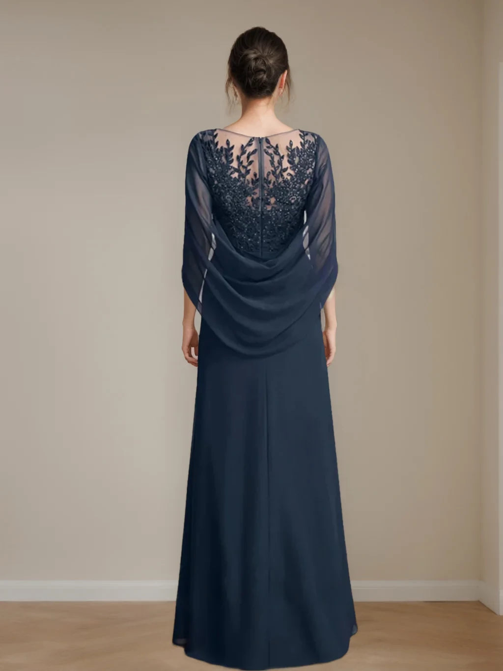 A-Line/Princess Scoop Floor-Length Mother of the Bride Dresses with Pleated Sequins