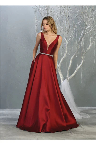 A Line Plunging V Neck  Floor Length Sleeveless Evening Dresses