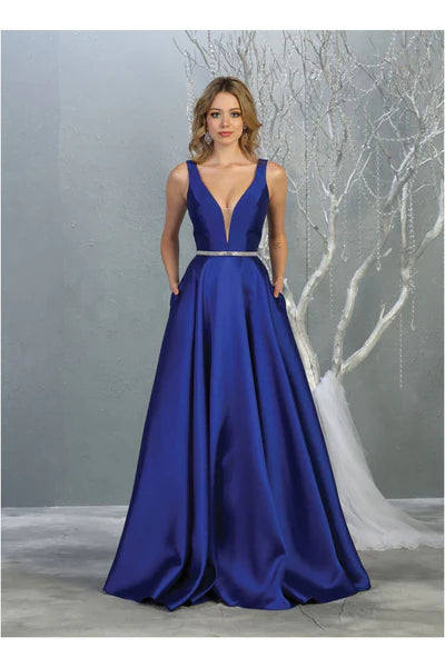 A Line Plunging V Neck  Floor Length Sleeveless Evening Dresses