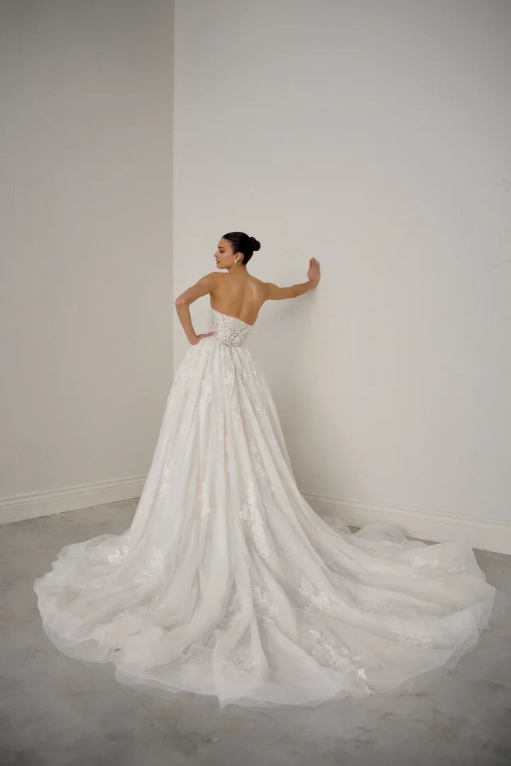 Allover Lace Ball Gown with Basque Waist Wedding Dresses