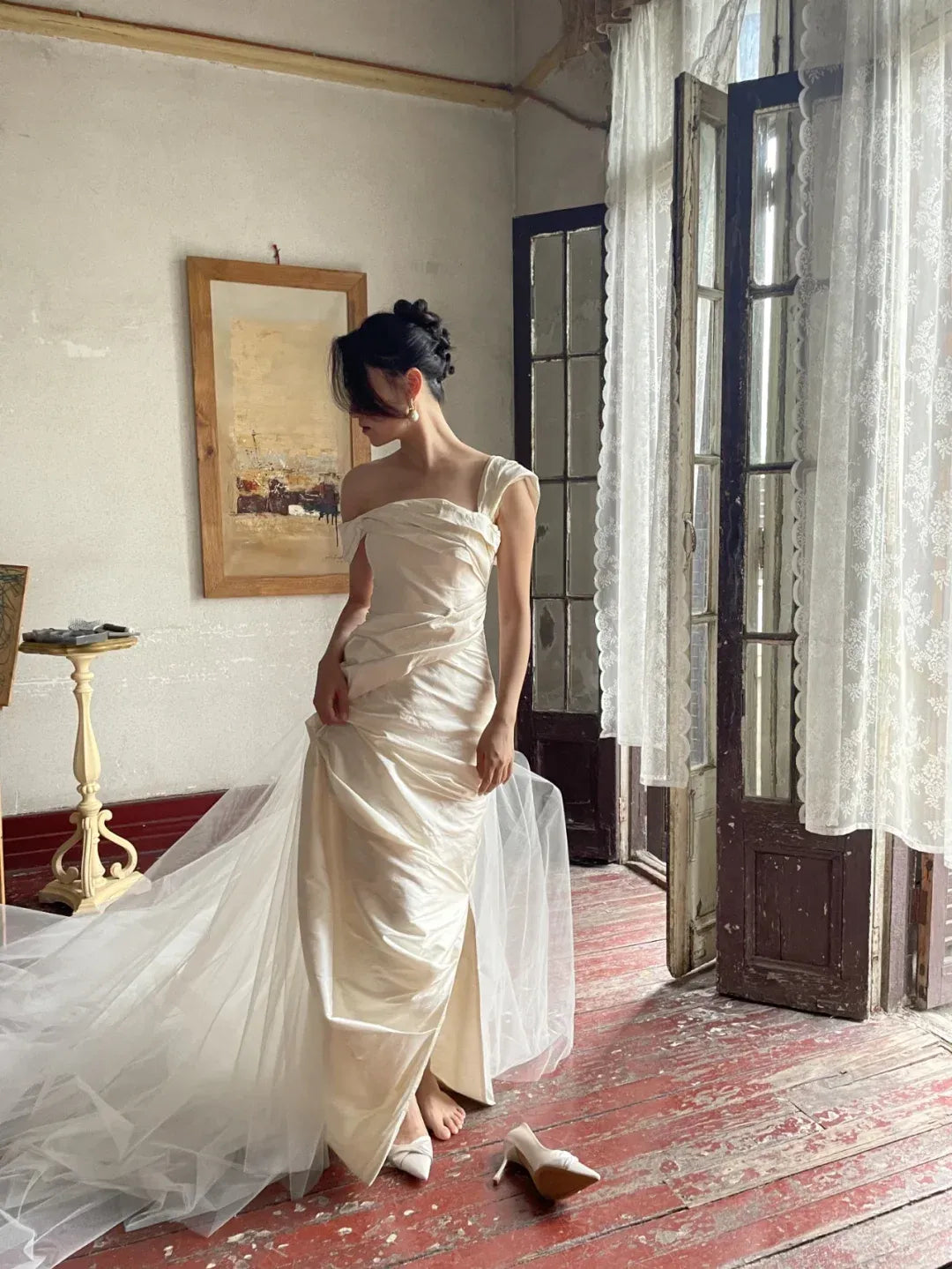 Asymmetrical One-Shoulder Bridal Gown with Slit & Train