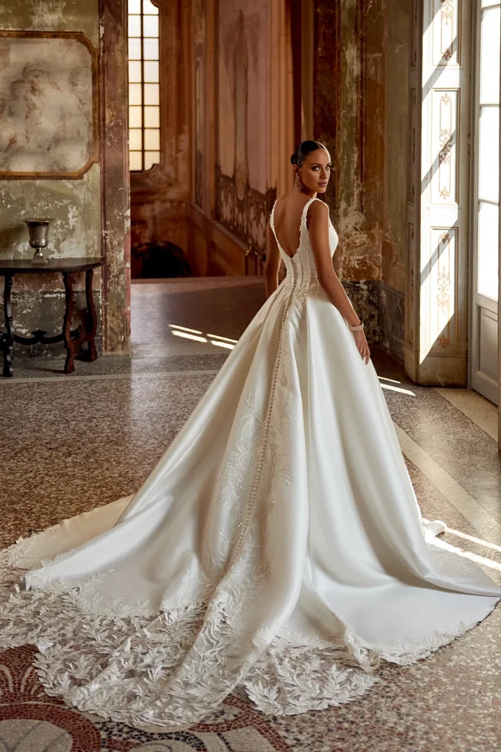 Ball Gown with Corset Bodice Basque Waist Wedding Dresses
