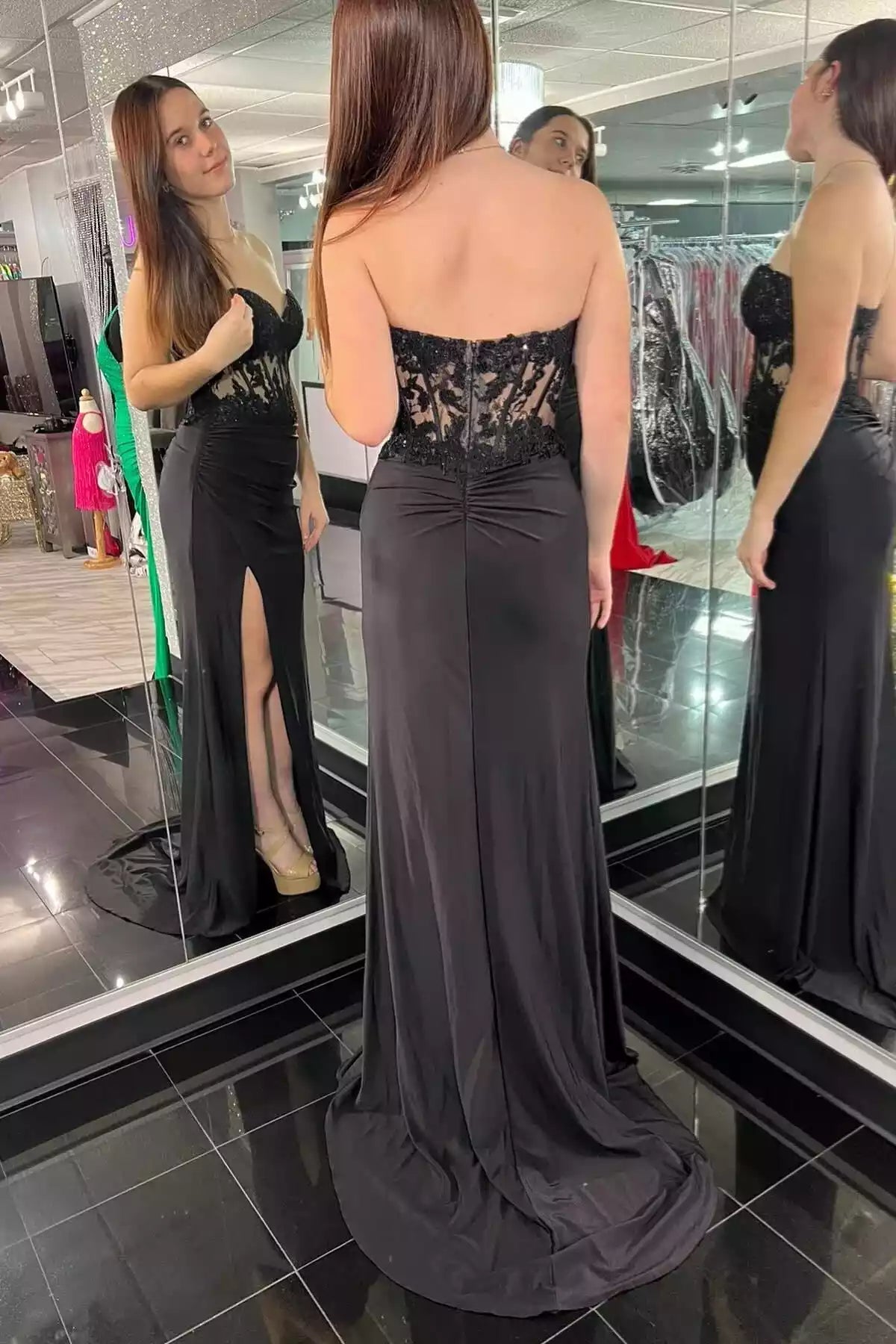 Black Satin Lace-Embellished Strapless Mermaid Gown – Sleek & Glamorous Evening Party Dress
