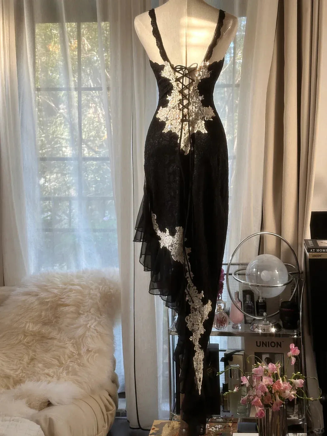 Black Spaghetti Strap Floral Lace Mermaid Gown with High-Low Ruffle Hem