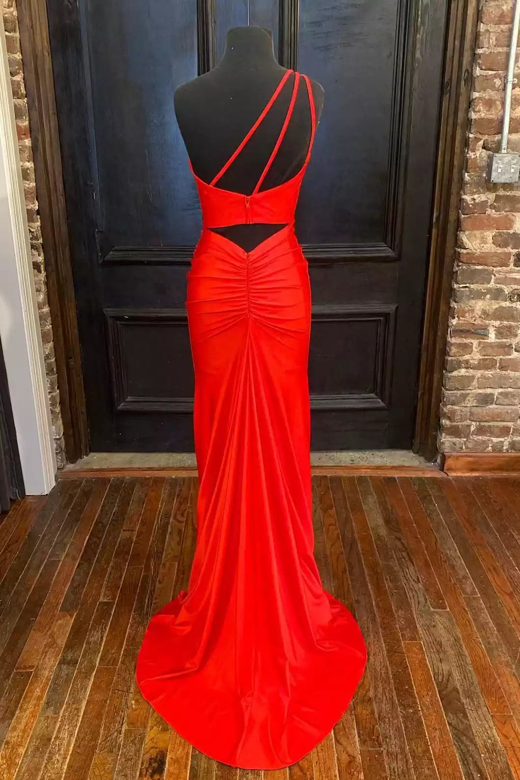 Bold Scarlet One-Shoulder Mermaid Gown with Cutout Back & Ruched Detailing