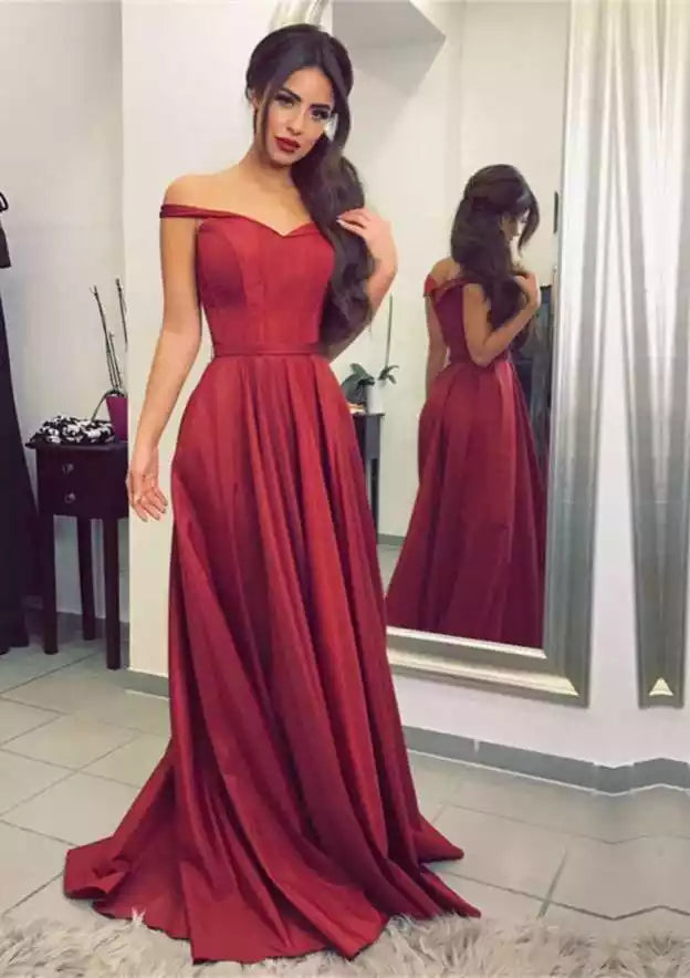 Burgundy Off-Shoulder Ball Gown – Romantic & Timeless Evening Party Dress