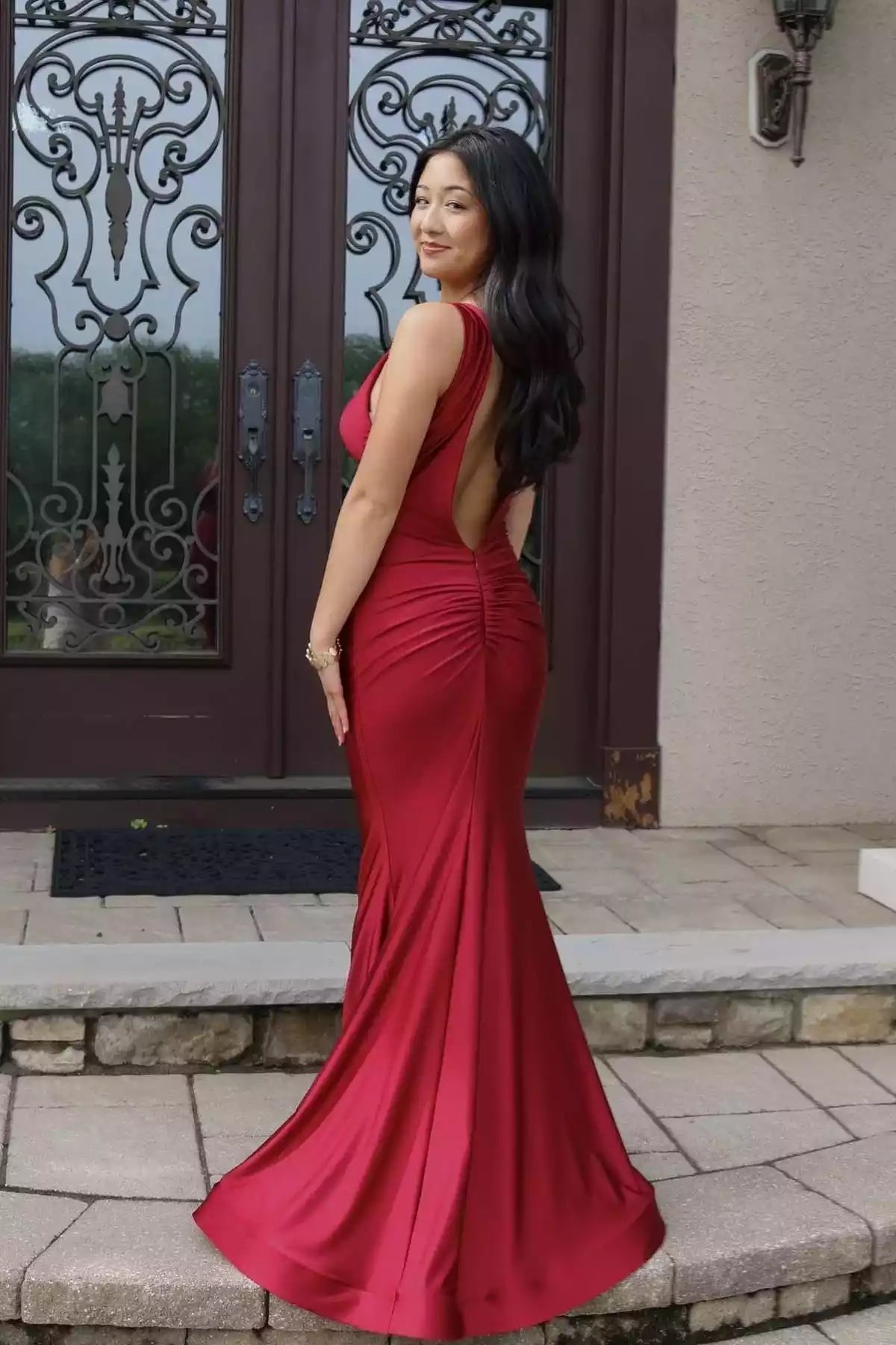 Burgundy Satin Deep V-Back Mermaid Gown – Elegant & Alluring Evening Party Dress