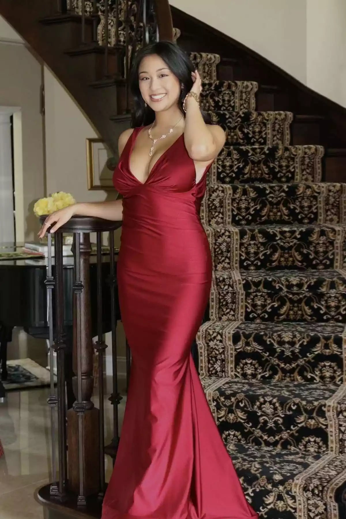 Burgundy Satin Deep V-Back Mermaid Gown – Elegant & Alluring Evening Party Dress