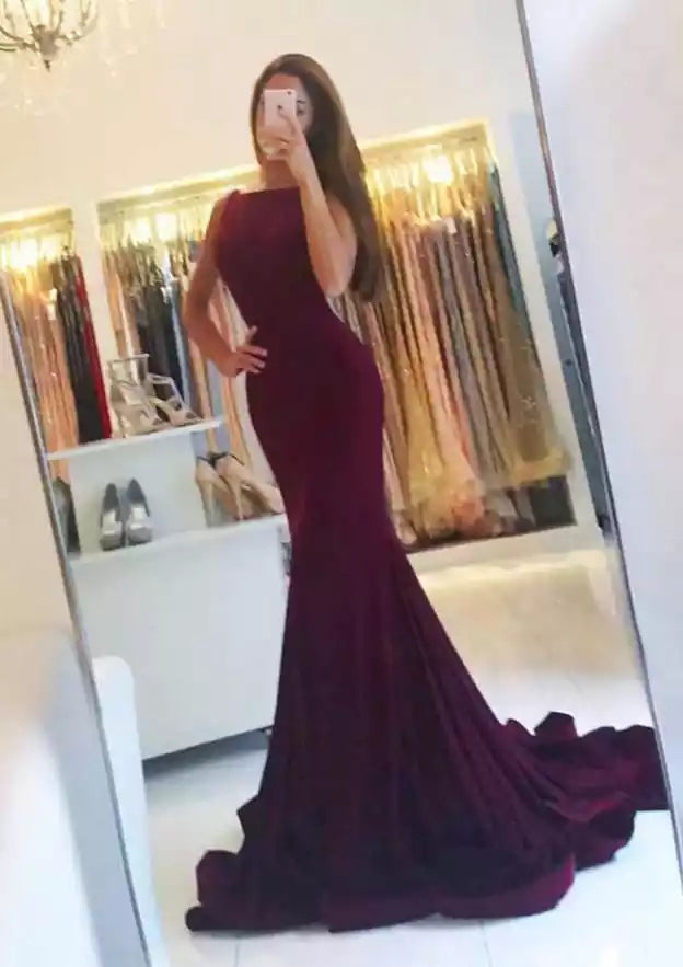 Burgundy Square-Neck Open-Back Mermaid Gown – Luxe & Elegant Evening Party Dress