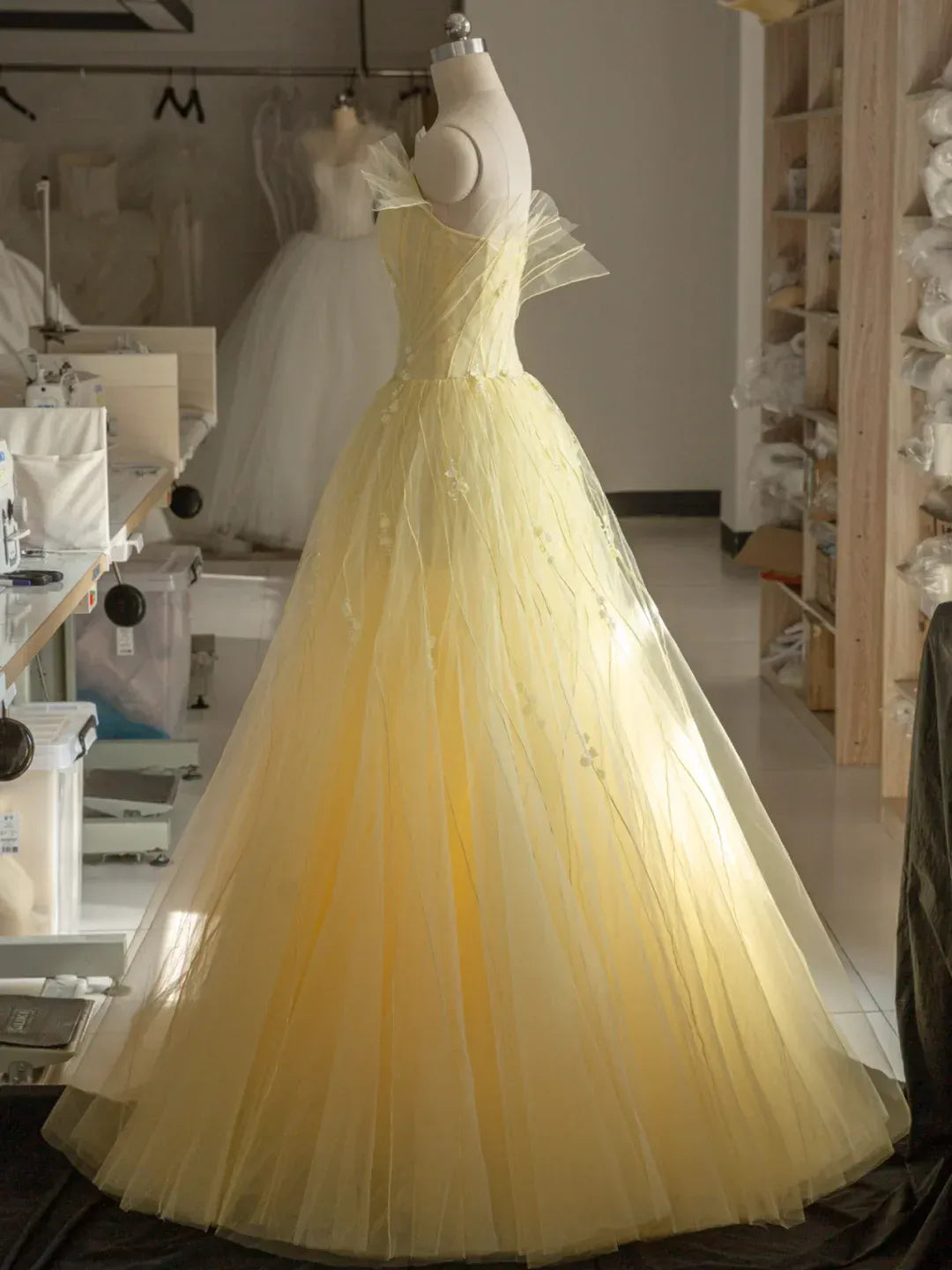 Butter Yellow Tulle Ball Gown – Off-Shoulder Floral Embellished Formal Dress for Prom & Wedding