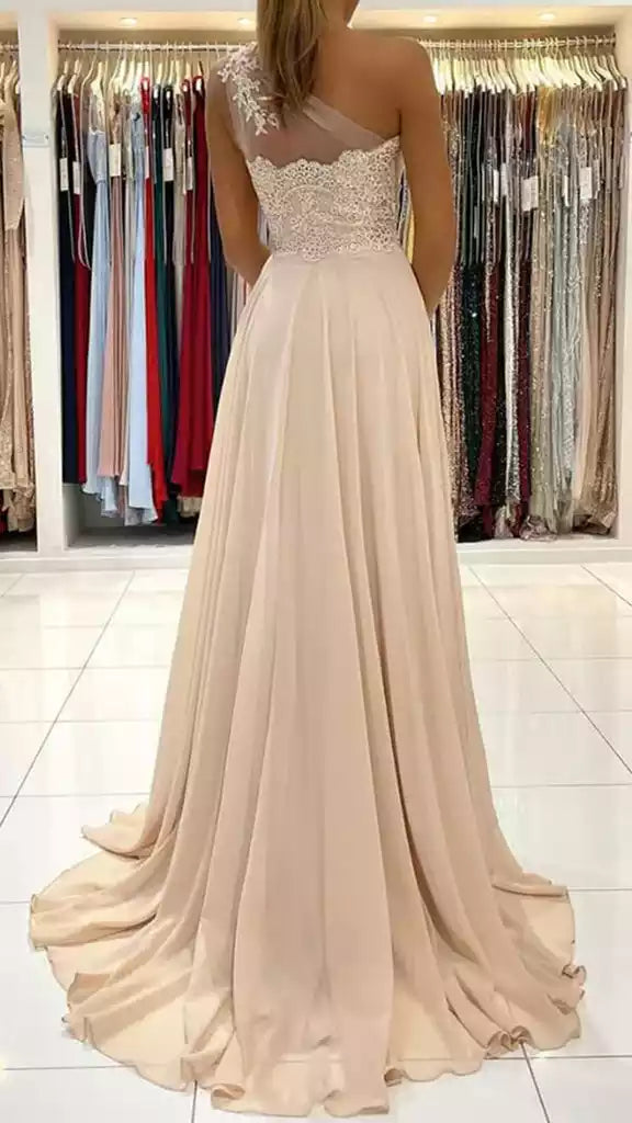 Champagne One-Shoulder Lace Sheer Slit Train Long Gown – Elegant & Romantic Evening Party Dress