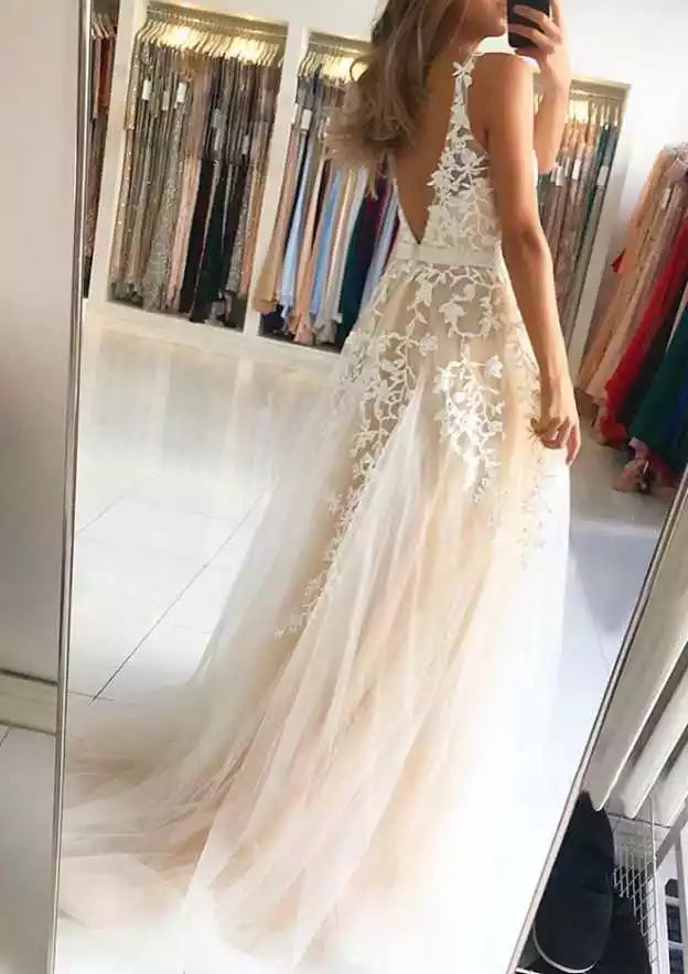 Champagne Tulle Lace-Embellished A-Line Gown – Romantic & Elegant Evening Party Dress