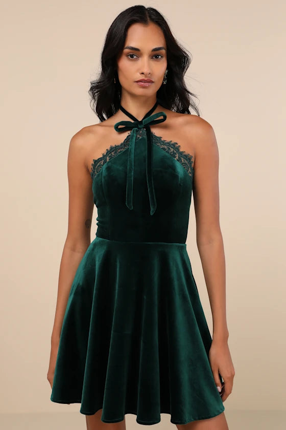 Charming  Velvet Lace Halter Skater Mini Dress Homecoming Dresses