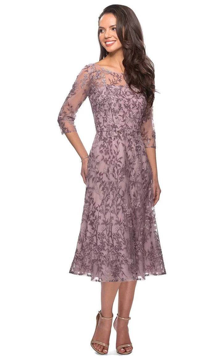 Chic A-Line Boat-Neck Three-Quarter-Sleeve Sheer-Back Dusty Lilac Embroidered-Lace Tea-Length Mother of the Bride Dresses