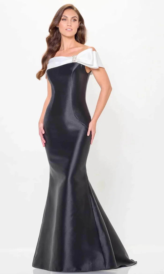 Chic Mermaid Off-Shoulder Button-Back Two-Tone Satin Floor-Length Mother of the Bride Dresses