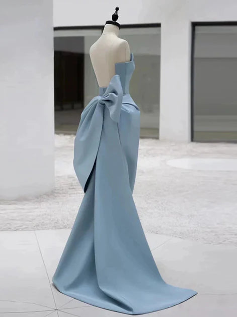 Chic Mermaid Strapless Satin Bow-Accent Cutout-Back Train Length Evening Dresses