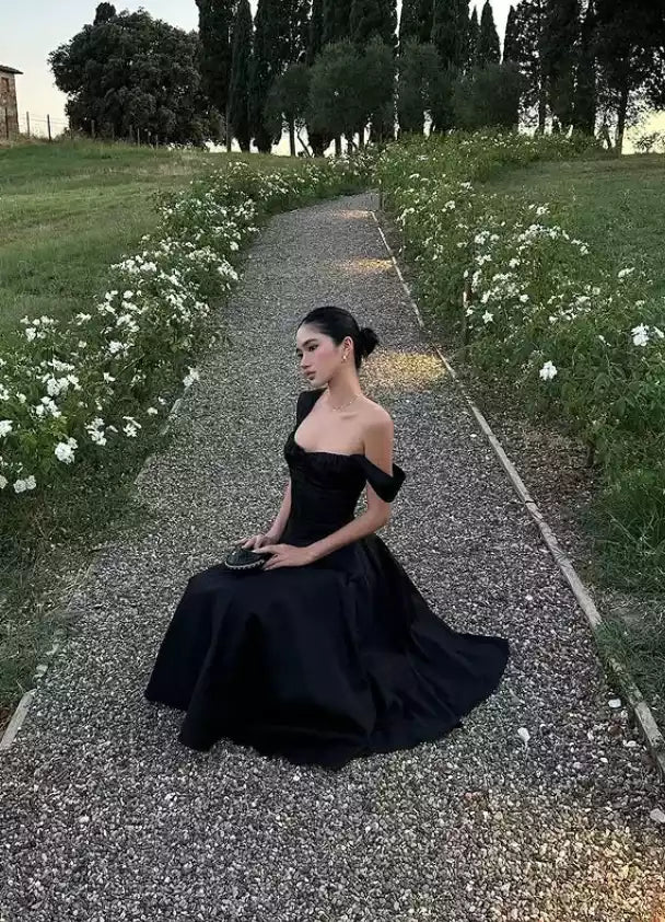Chic A-Line Sweetheart Off-the-Shoulder Tea-Length Prom Dresses