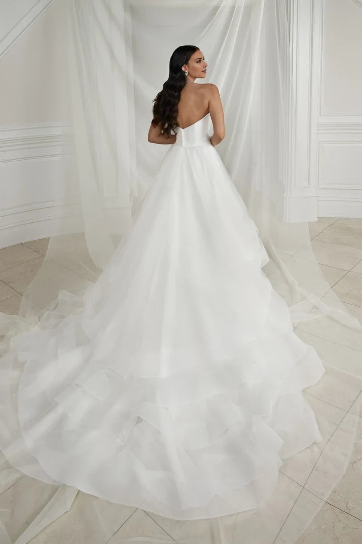 Clean Ball Gown with Strapless Notched Neckline and Ruffle Skirt Wedding Dresses