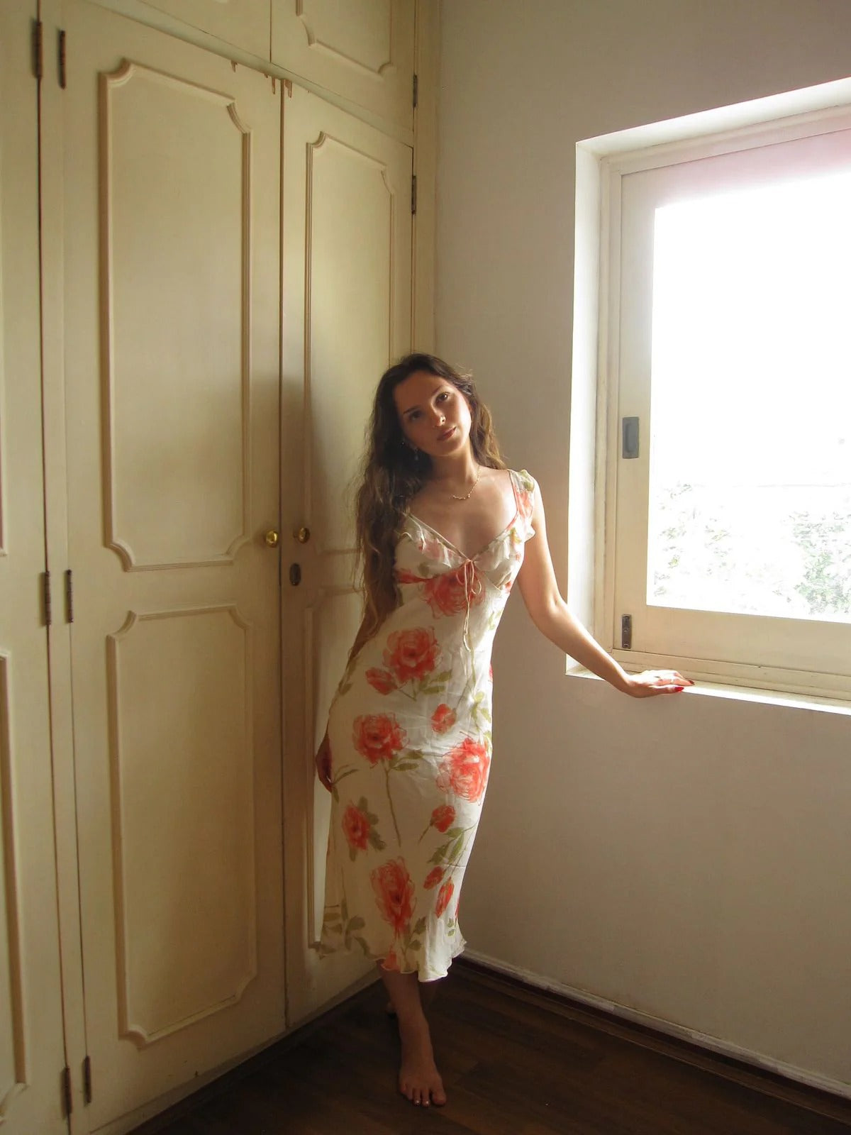 Cream Rose Print Midi Dress – Ruffle Strap Sweetheart Neckline Gown
