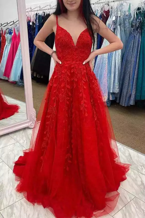 Crimson Red Tulle Lace Bodice Crisscross Back A-Line Gown – Bold & Romantic Evening Party Dress