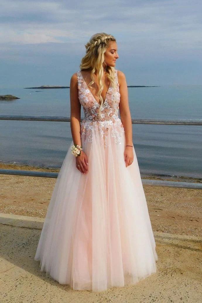 Deep V-Neck Backless Evening Dress with Sleeveless Design & Maxi Length