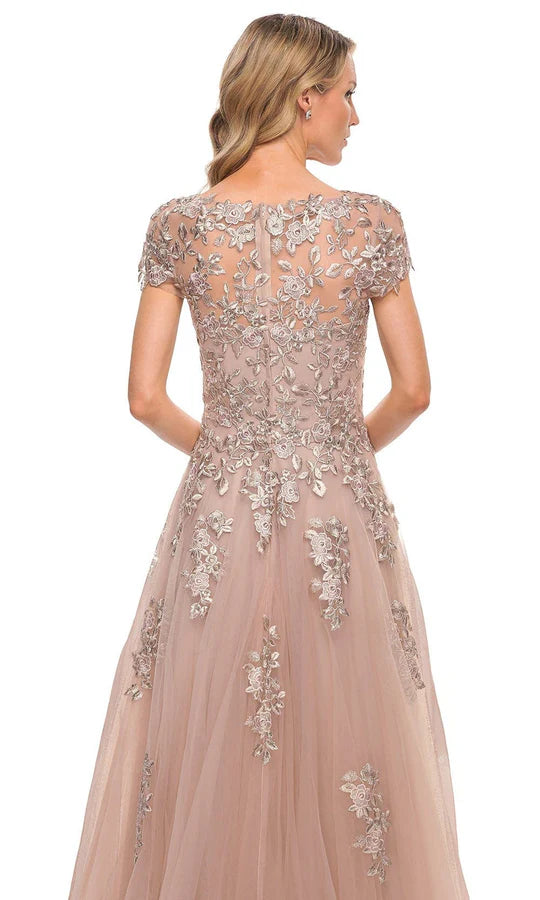 Elegant A-Line Boat-Neck Cap-Sleeve Lace-Back Blush 3D-Floral-Lace Tulle Floor-Length Mother of the Bride Dresses