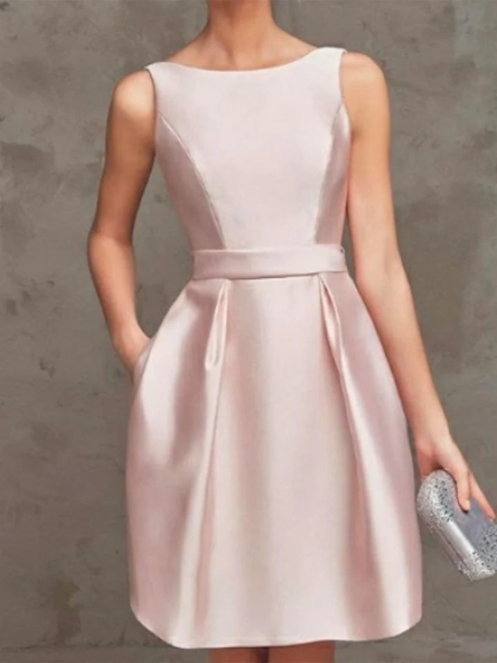 Elegant A - Line Boat Neck Sleeveless Open Back Knee - Length Homecoming Dresses
