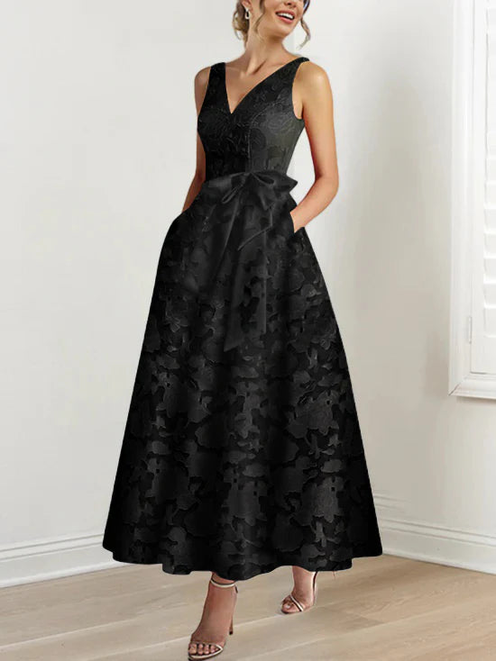 Elegant A - Line Plunging V - Neck Sleeveless Zipper Back Floor - Length Mother of the Bride Dresses