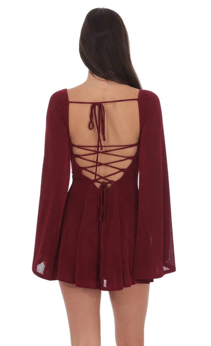 Elegant A-Line Square-Neck Bell-Sleeve Lace-Up Back Short Length Homecoming Dresses