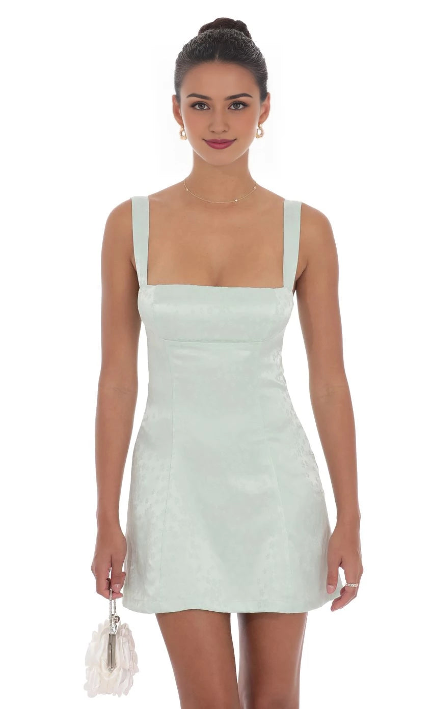 Elegant A-Line Square-Neck Sleeveless Bow-Back Short Length Homecoming Dresses