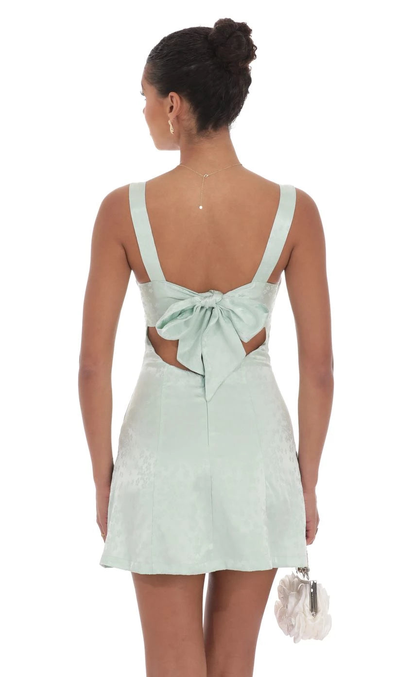 Elegant A-Line Square-Neck Sleeveless Bow-Back Short Length Homecoming Dresses