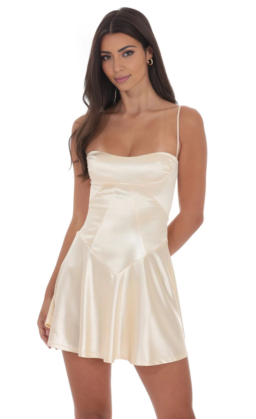 Elegant A-Line Sweetheart-Neck Sleeveless Lace-Up Back Short Length Homecoming Dresses