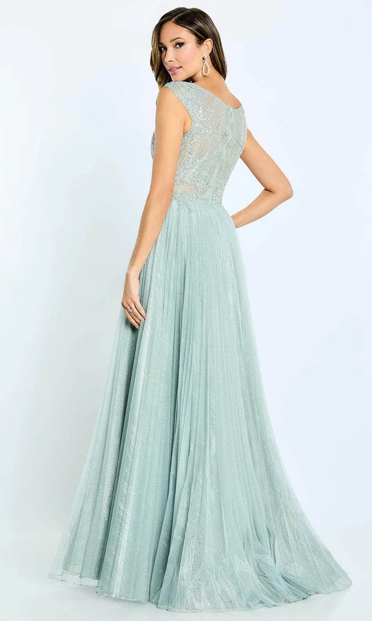 Elegant Ball Gown Scoop-Neck Sleeveless Embroidered-Bodice-Back Mint Glitter-Tulle Floor-Length Mother of the Bride Dresses