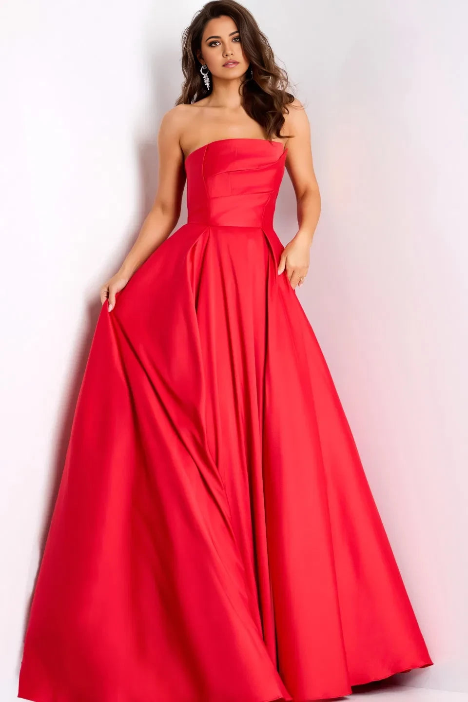 Elegant Ball Gown Strapless Pocket-Accent Long Length Evening Dresses