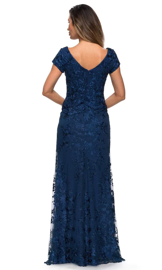 Elegant Mermaid Boat-Neck Cap-Sleeve V-Back Navy Floral-Embroidered Tulle Floor-Length Mother of the Bride Dresses