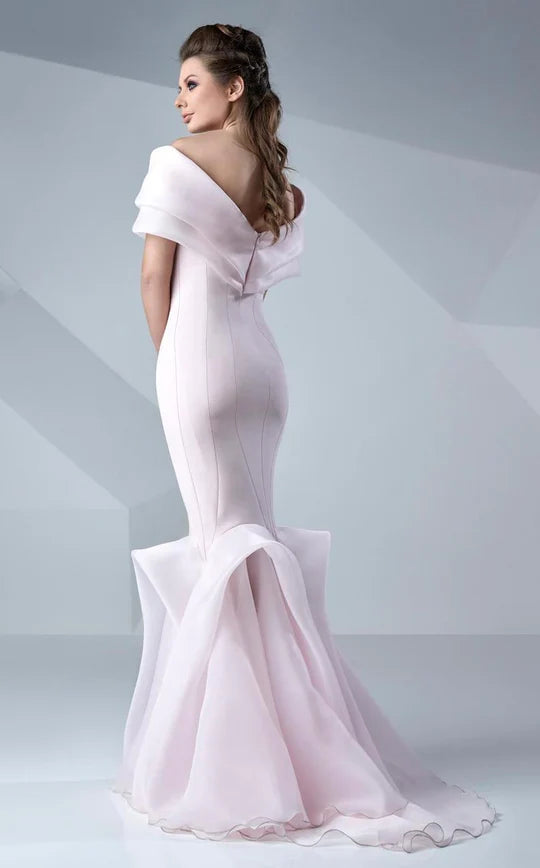 Elegant Mermaid Off-Shoulder Ruffled-Sleeve V-Back Blush Organza Floor-Length Mother of the Bride Dresses
