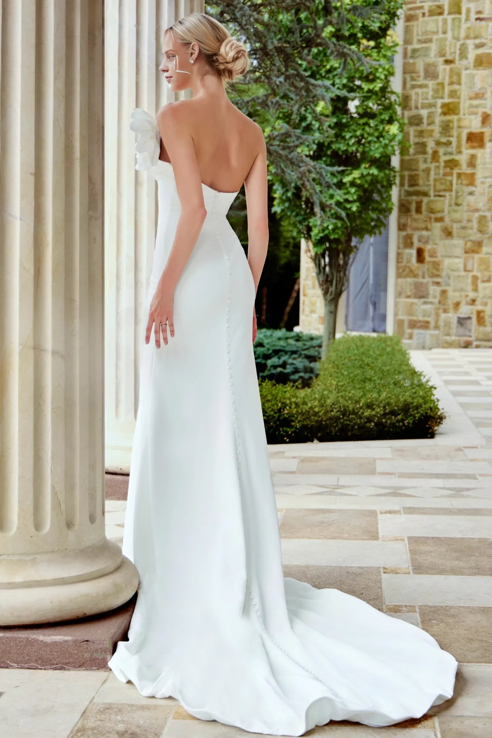 Elegant Mermaid One-Shoulder Flower-Accent Pearl-Button Back Train Length Wedding Dresses