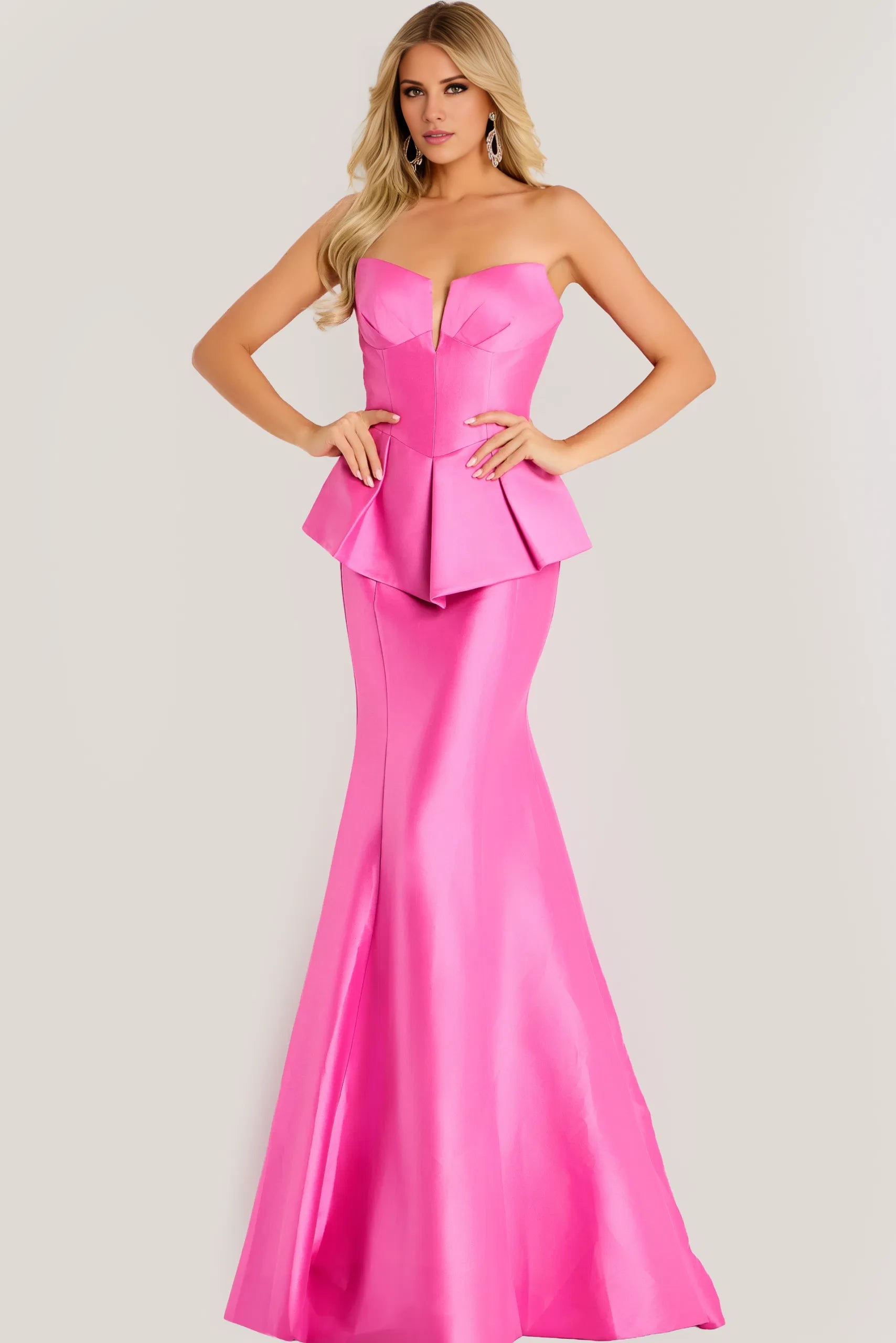 Elegant Mermaid Strapless Peplum-Accent Long Length Evening Dresses