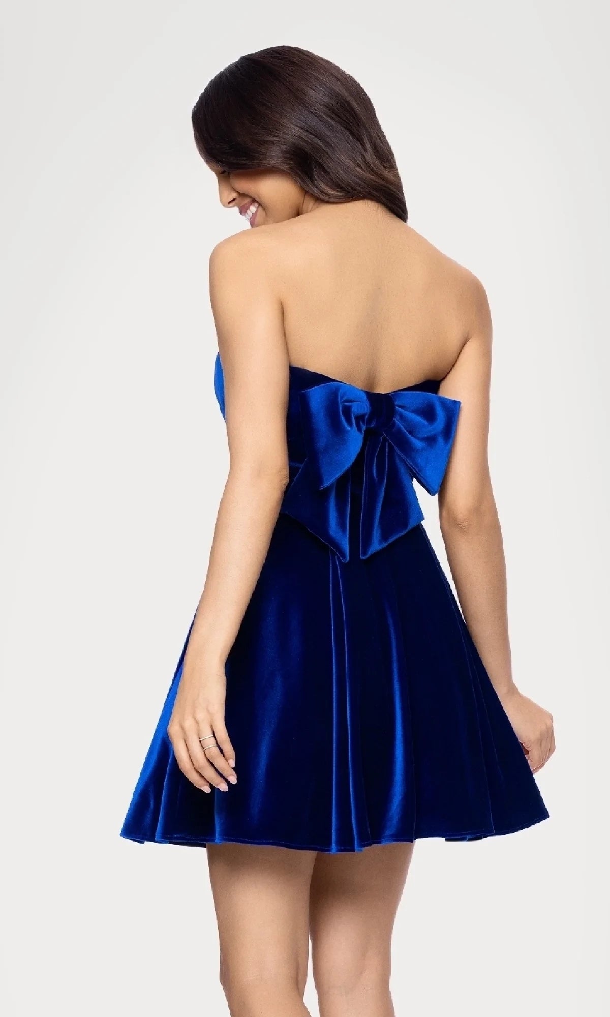 Elegant A-Line Strapless Sleeveless Backless Short-Mini Homecoming Dress