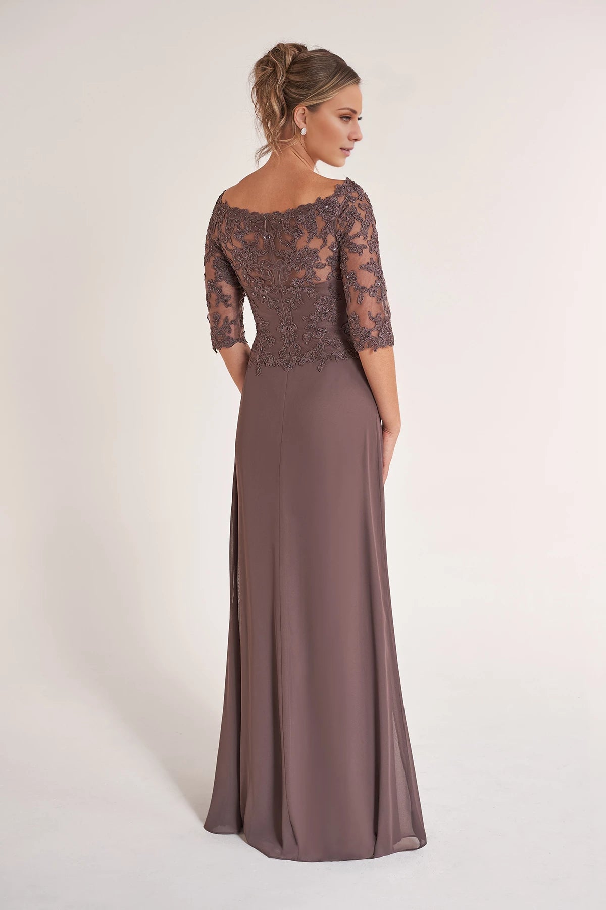Elegant Lace and Chiffon A-Line Gown with Portrait Neckline and Three-Quarter Sleeves Mother of the Bride Dresses