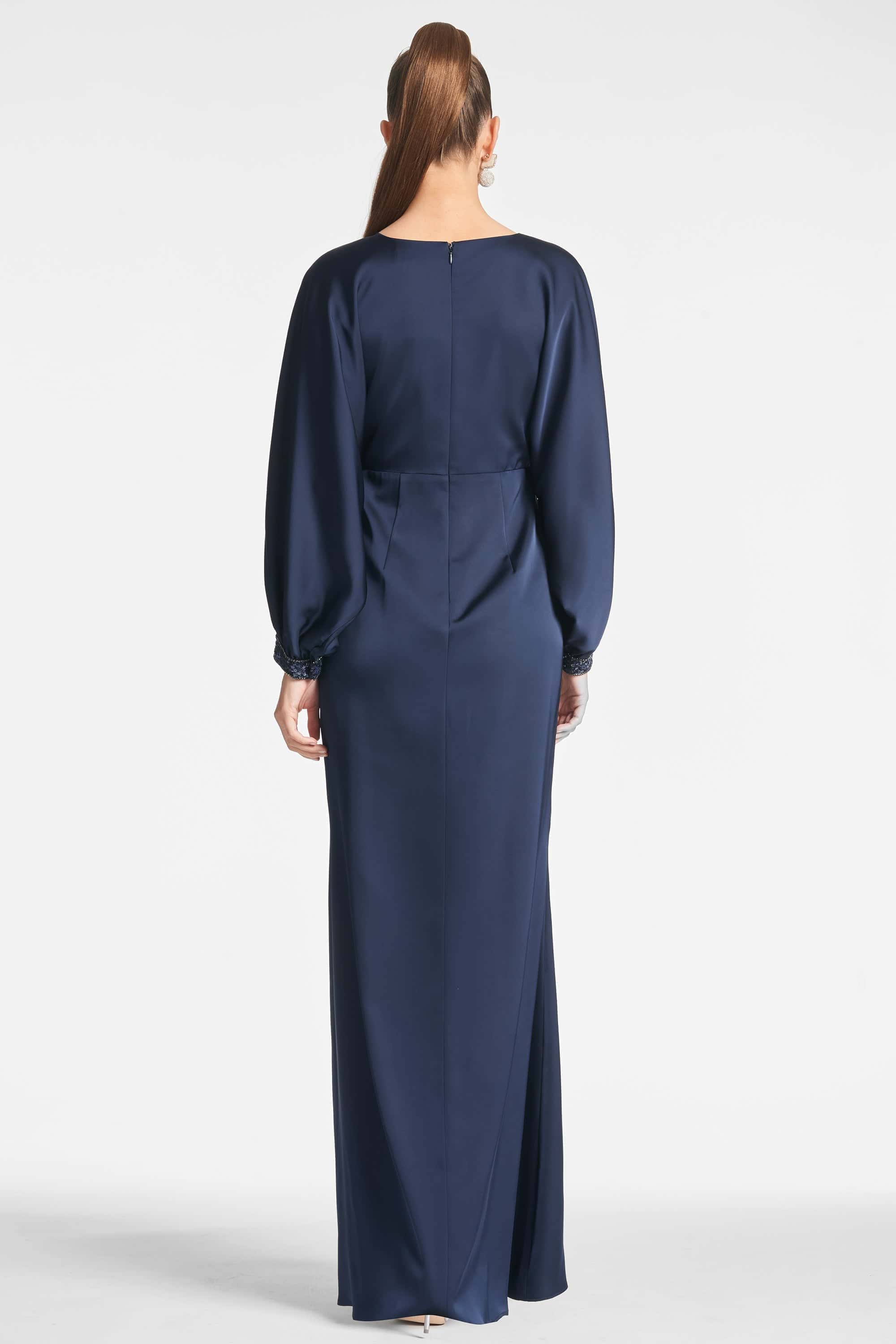 Elegant Navy Satin Mother of the Bride Dresses with V-Neck, Beaded Balloon Sleeves and High Slit