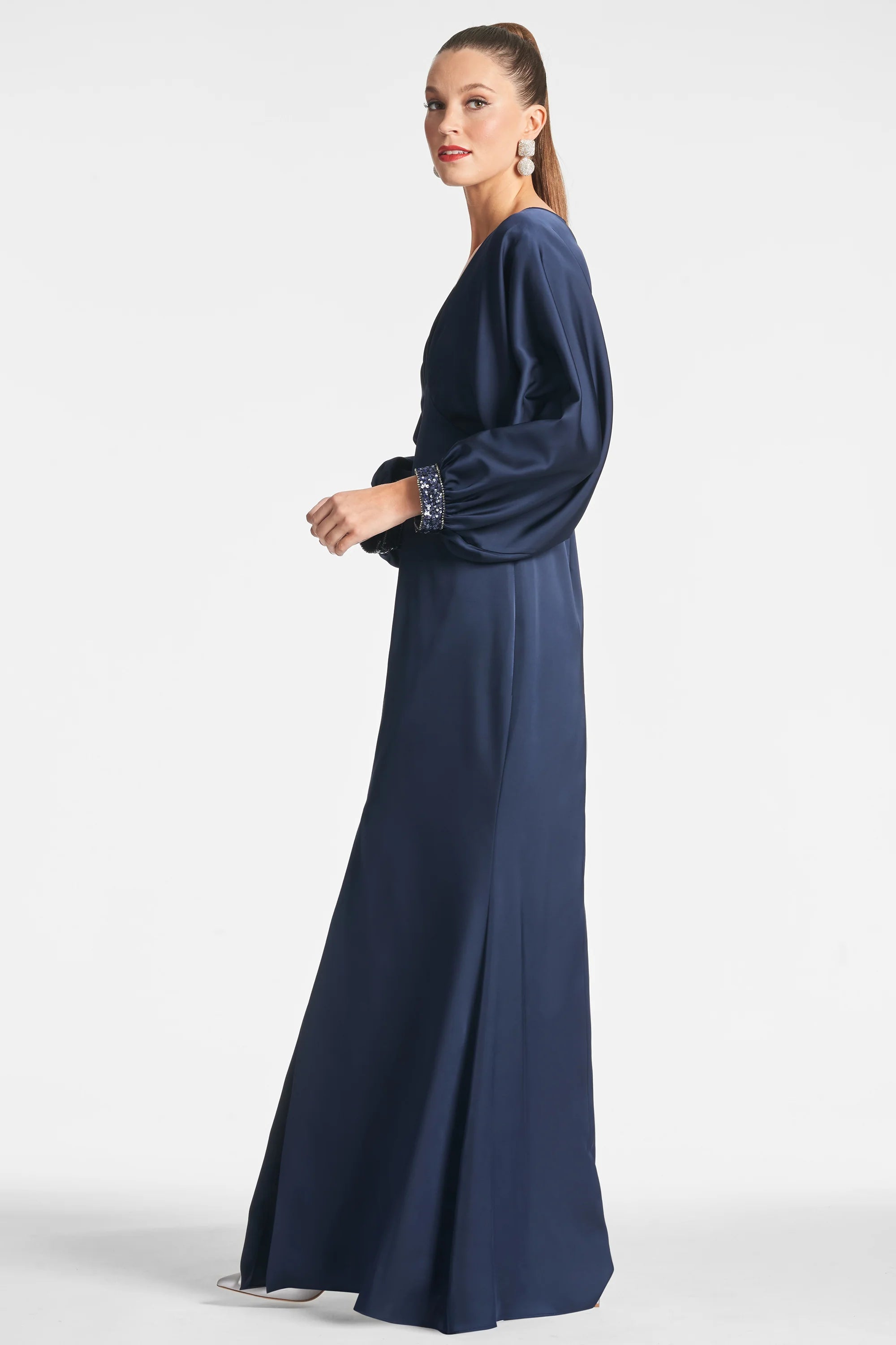 Elegant Navy Satin Mother of the Bride Dresses with V-Neck, Beaded Balloon Sleeves and High Slit