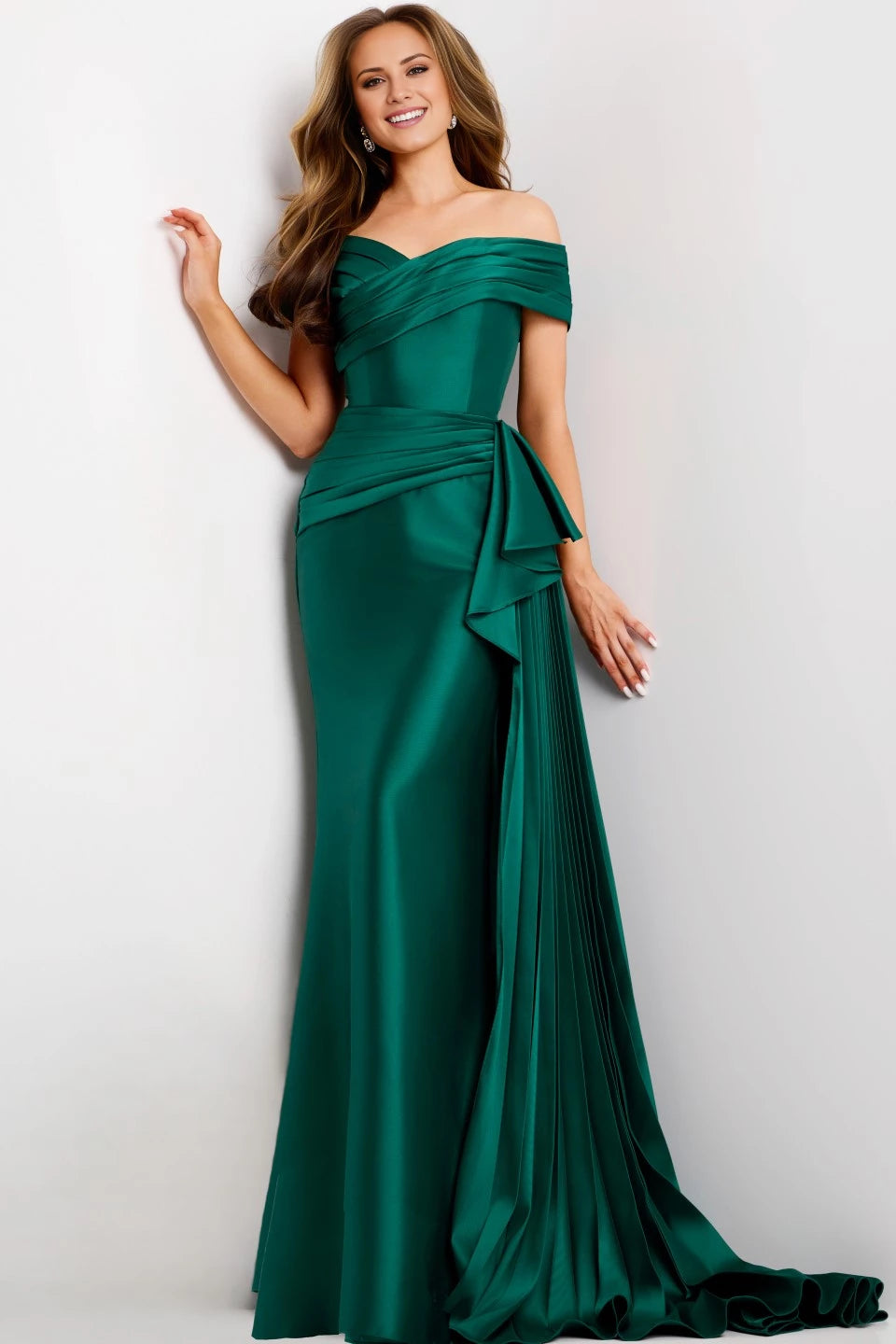 Elegant Off-the-Shoulder Gown with Draped Detail Evening Dresses