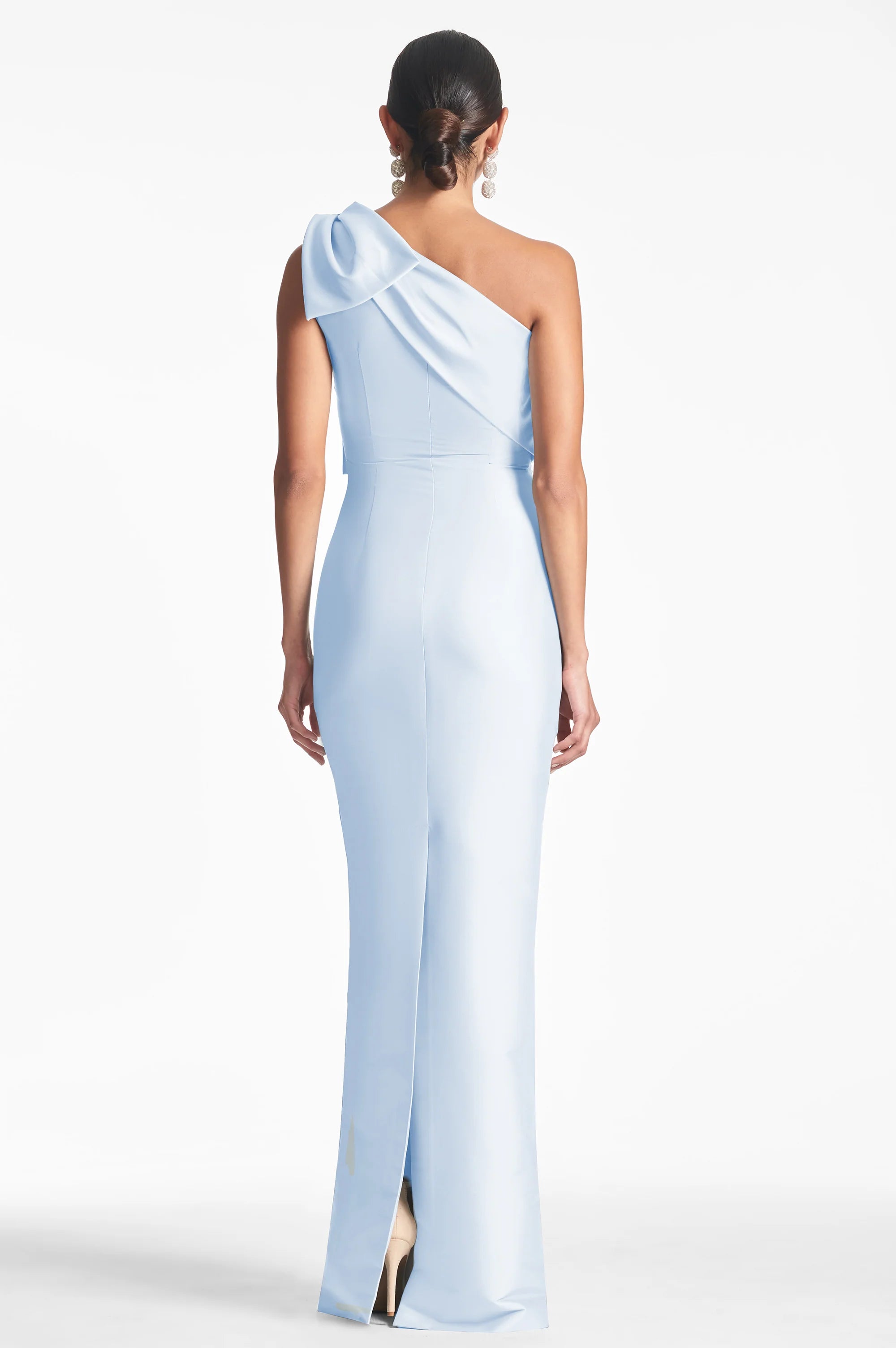 Elegant One-Shoulder Mother of the Bride Dresses with Oversized Bow Accent, Back Slit Design and Form-Fitting Satin Mermaid Maxi Silhouette Formal Gown
