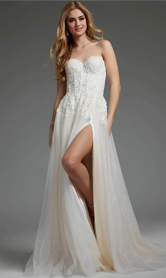 Embroidered Sweetheart Bridal Gown Wedding Dress