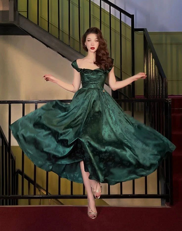 Emerald Green Jacquard Satin Cap Sleeve Midi Gown