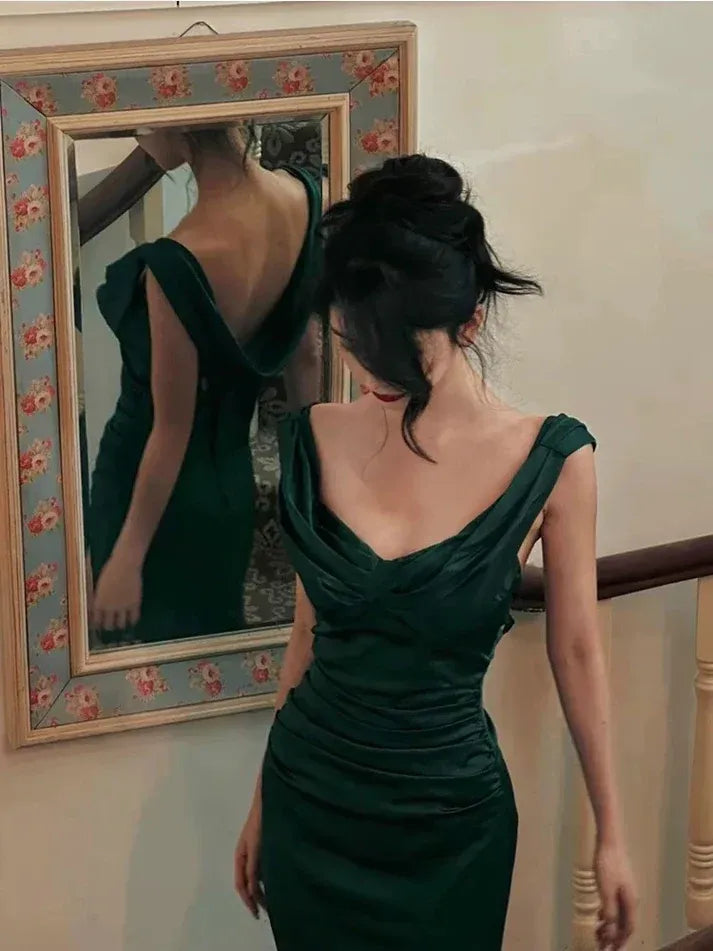 Emerald Green Satin Backless Midi Dress – Ruched Sweetheart Formal Cocktail Gown