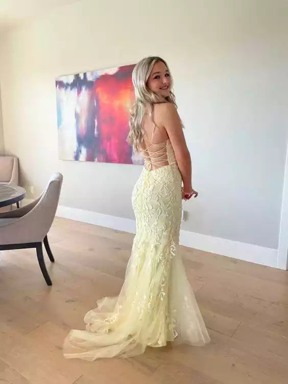 Enchanting Pale Yellow Lace Mermaid Gown with Spaghetti Straps & Cross-Back Lace-Up